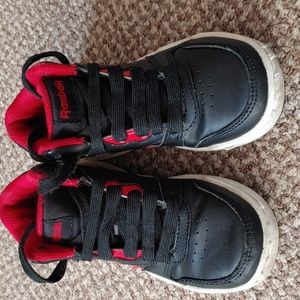 Reebok high top sneakers,size 11